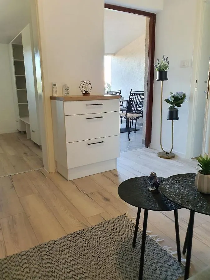 Apartments Gemma Mandre