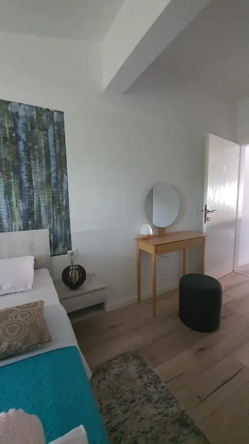 Apartments Gemma Mandre 0*,  Croatia