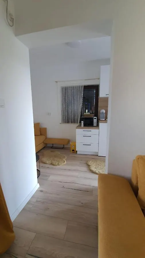 Apartments Gemma Mandre Croatia